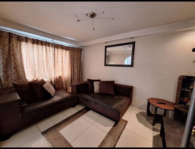 3 BEDROOM HOUSE FOR SALE IN EASTBURY